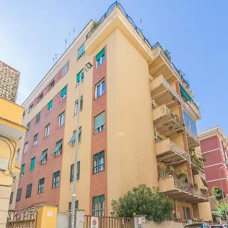 Konukevi Arnobio In Vatican